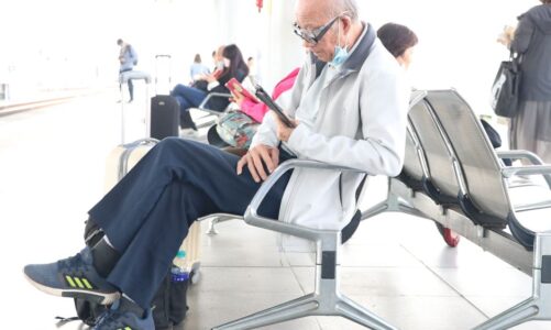 Podróżowanie po sześćdziesiątce – komfortowe tempo i dobre przygotowanie